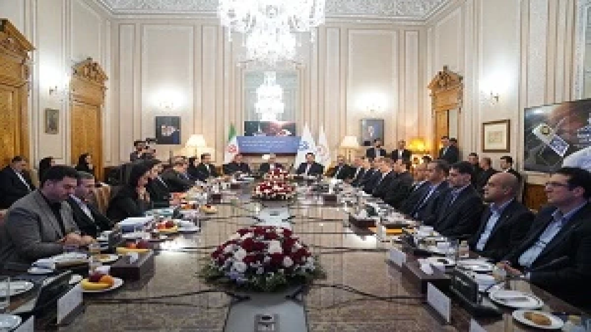 مجمع عمومی سالانه بانک ملی ایران با حضور وزیر اقتصاد برگزار شد